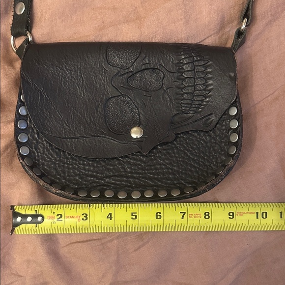Skull Black Leather Crossbody Bag - Picture 8 of 10